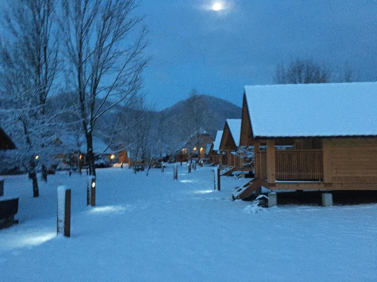 Camp Podgrad Vransko Villa Buitenkant foto