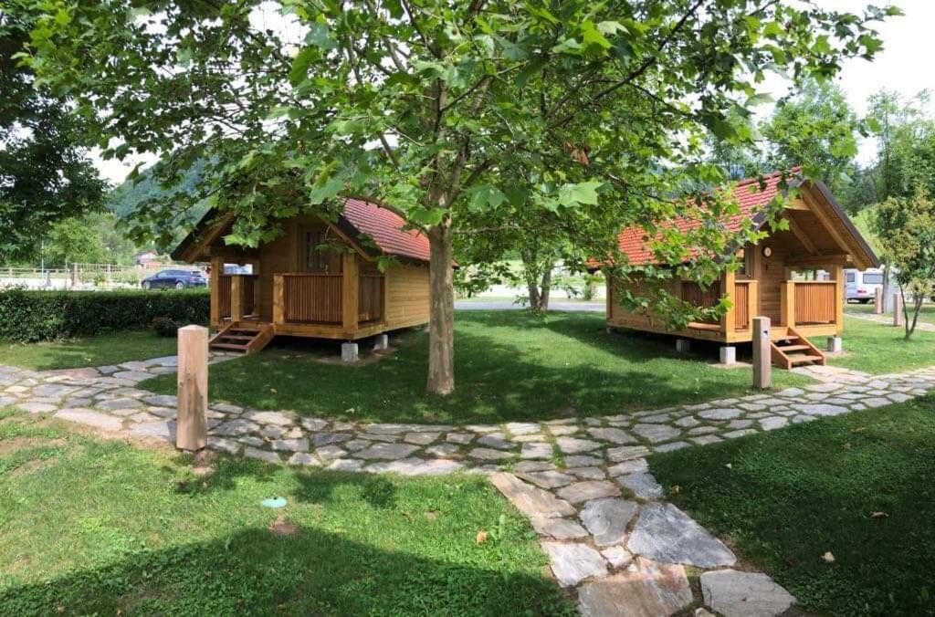 Camp Podgrad Vransko Villa Buitenkant foto